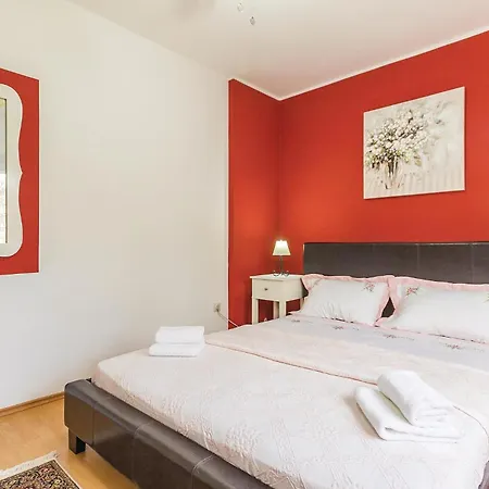 5 Bedroom Cozy In * بولا